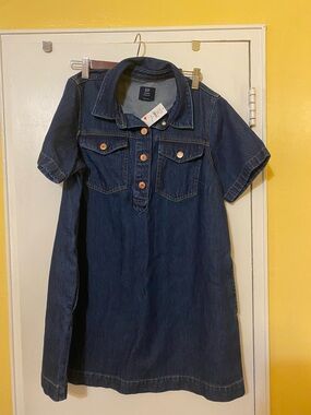 GAP Dark Blue Short-Sleeve Denim Dress with Chest Pockets